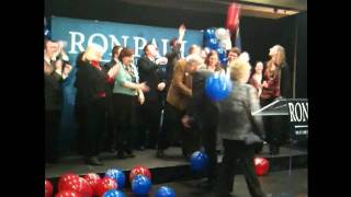 Ron Paul Kicking and Throwing Balloons After Maine Caucus Speech  2112012 [upl. by Yahsal]