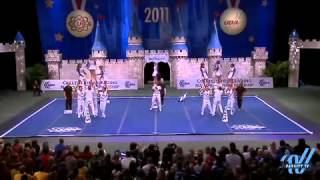 University of Kentucky 2011 UCA cheerleading routine [upl. by Kuth]