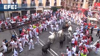 Segundo encierro de los sanfermines rápido y peligroso [upl. by Lachance]