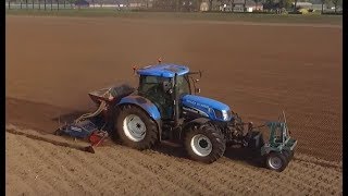 Grass seeding  New Holland TS 125A  Gras zaaien  Nooijen Milheeze [upl. by Evin]