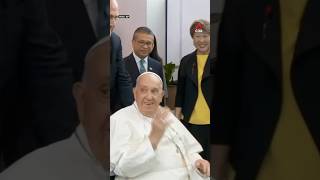 Pope Francis arrives in Singapore [upl. by Eanaj]