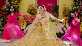 Dekha Tenu Pehli Pehli Baar Ve  Best Bride Dance  Sangeet  Mayesha Asmita  Samir Choreography [upl. by Ahsit502]