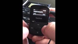 How to use Sandisk Clip Jam MP3 player [upl. by Rolando924]