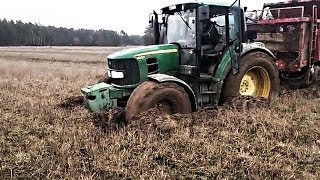 John Deere saliendo del barro [upl. by Larrie623]