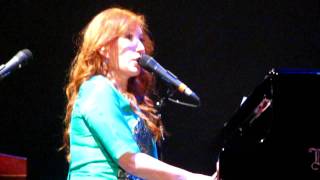 Tori Amos quotWTFquot improv Manchester Apollo 4th Nov 2011 [upl. by Alyacim]