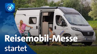 CamperWelt trifft sich in Düsseldorf zum „Caravan Salon“ [upl. by Strang]