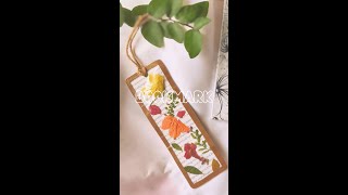 Lovely DIY Bookmark  Quick And Simple Tutorial [upl. by Diana]