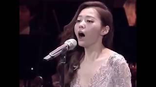 ¿Recuerdas ESA escena de El Quinto Elemento La cantante china Jane Zhang la interpretó en vivo [upl. by Horbal82]