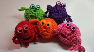 How to Crochet a Frog Stress Ball lisalovescrochetandknit [upl. by Lowndes975]