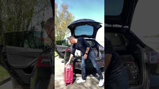 Combien de valises dans le Tesla Model Y [upl. by Acinet587]