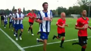 MorgenpostTV  Die Spieler von Hertha BSC Berlin beim Aufwärmen [upl. by Mansoor620]