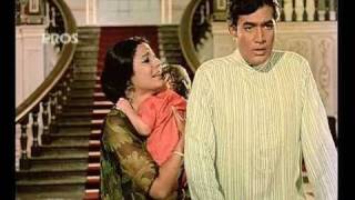 Rajesh Khanna loves his Elephant  Haathi Mere Saathi [upl. by Andras]