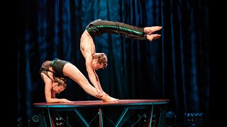 Contortion  hand to hand duo  Duo Des Articulés  Newcomershow 2022 – KrystallPalast [upl. by Ecienal]