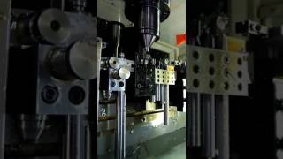 torno cnc mazak  mazak cnc lathe with nakanishi tools [upl. by Fawcette617]