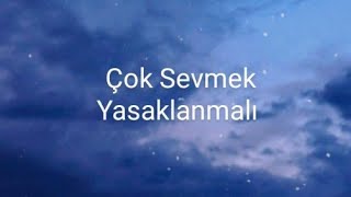 İrem Derici  Çok Sevmek Yasaklanmalı sözleri [upl. by Yehc414]