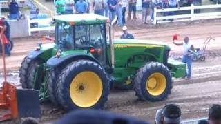 28000LB FARM STOCK CLASS AT THE 2009 ELKHART COUNTY IN FAIR GOSHEN IN MFWD [upl. by Anivlek]