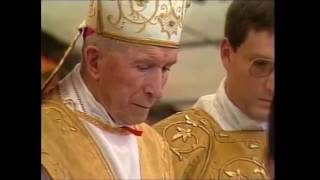 Sagrações Episcopais por Mons Lefebvre e Mons De Castro Mayer Écône 1988 Legendado  CC [upl. by Airtemed]