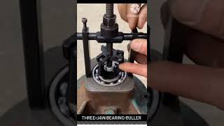 Three Jaw Bearing Puller [upl. by Ylus]