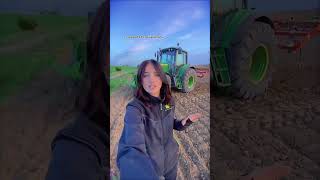 AGRICULTRICE  JOHN DEERE BIEN OU PAS agricole agriculture agricultrice campagnes recolte [upl. by Ferreby]