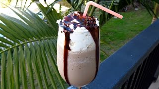 HOW TO MAKE A MOCHA FRAPPE [upl. by Lavery]