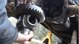 Rear Differential Rebuild  2001 Chevy S10 7625quot Ring Gear 308 Axle Ratio  Part 1 [upl. by Uol]