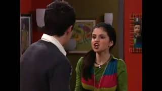 Los hechiceros de Waverly Place 1x10 PARTE 3 Exprímeme Y Ambos Nos Hundimos Latino [upl. by Kemble329]