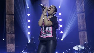 Alessia Cara quotStayquot ft Zedd amp quotScars to Your Beautifulquot  Live at the 2017 JUNO Awards [upl. by Lacee]