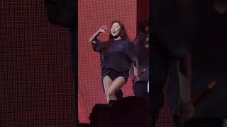 Twit Encore — Hwasa Twits Fancon Tour Singapore 화사 팬 콘서트 [upl. by Peoples]