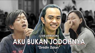 AKU BUKAN JODOHNYA  ZINIDIN ZIDAN LIVE NGAMEN VERSION TRI SUAKA [upl. by Alanna817]