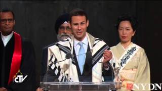 Cantor Ari Schwartz sings Jewish prayer of fallen [upl. by Anaidirib945]