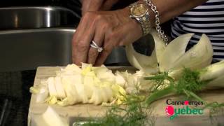 La salade fraîcheur aux canneberges à la Baie dOr [upl. by Matthews]