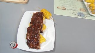 Receta Ají Costillas al horno con puré de zapallo mazorcas y ensalada de repollo y zanahoria [upl. by Batista]