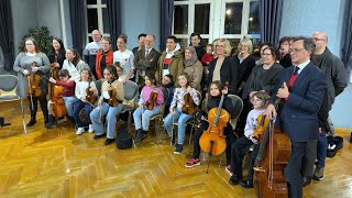 Projet Démos  7 enfants scolarisés à Sarreguemines ont reçu leurs instruments [upl. by Winna]