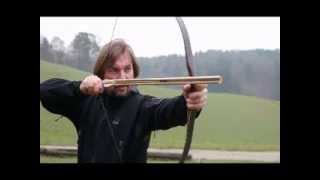 Archery Special Ottoman Shooting with a Majra or Nawak  wwwarcherythumbringcom [upl. by Leschen]