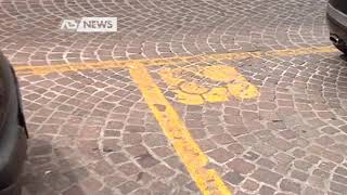 I FURBETTI DEL PASS DISABILI DUE DENUNCE  A3 NEWS Treviso 09032019 [upl. by Yrallam]