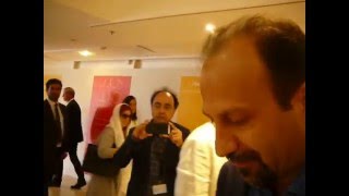 Prix du scénario à Asghar Farhadi pour quotForushandequot mécanique de précision pour un drame familial [upl. by Joellen]