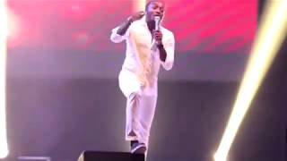 BOVI MAKES 2FACE TURNED TO COMEDIAN ON STAGE [upl. by Otsugua]