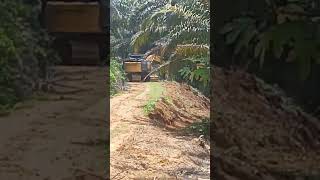 sumitomo automobile caramengoperasikanexcavator lagi maen bos hitachizaxisbelahjalan jcb [upl. by Ahsurej]