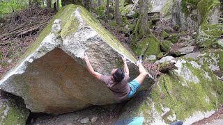 Squamish Bouldering Bushido V7 [upl. by Ariaj615]