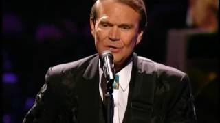 Glen Campbell Live in Concert in Sioux Falls 2001  Highwayman [upl. by Anitsyrc266]