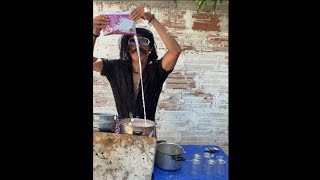 comida callejera de la india  parodia chai wala [upl. by Ahsiuqat430]