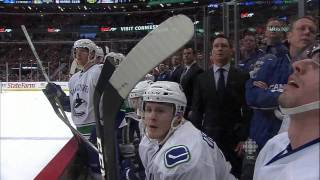 Mikael Samuelsson 32 Game Winning Goal  Canucks at Hawks  R1G3 2011 Playoffs  041711  HD [upl. by Chanda]