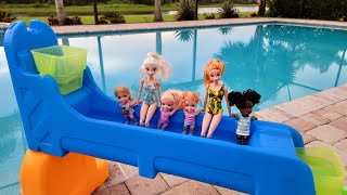 Water park  Elsa amp Anna toddlers  friends  pool  splash  floaties [upl. by Annabal]