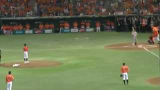 香川真司始球式 shinji kagawa Zeremoniellen ersten Pitch Baseball 20120516 [upl. by Rimahs]