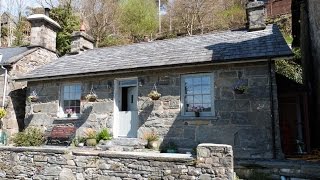 Luxury Cottage for 2 in a lovely Snowdonia village [upl. by Eindys]