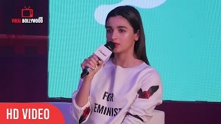 I like to play Every Game  Tennis Badminton Football  Alia Bhatt [upl. by Zwick]