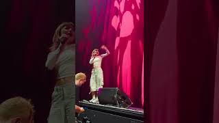 Zélie  Live Paris LOlympia  en rosalie  19102024 [upl. by Ted]