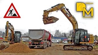 CATERPILLAR TEAMWORK 2x CAT 318E BAGGER BELADEN MULDENKIPPER MIT SAND [upl. by Leigh]