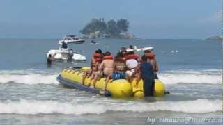 BANANA BOAT NA PRAIA DO PERNAMBUCO GUARUJÁ SÃO PAULO BRASIL [upl. by Jada]