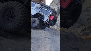 TRX4 Defender RC RTR Rock Face climb scale Experience [upl. by Norrad]